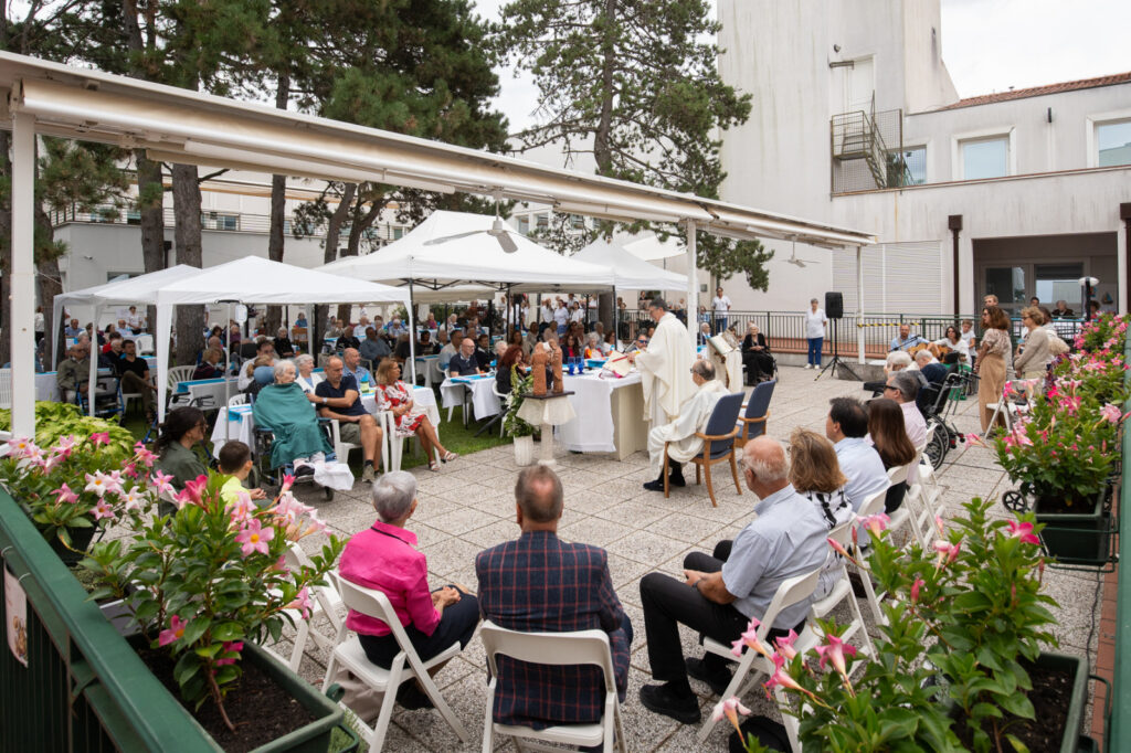 https://www.vatican.va/content/leo-xiv/it/messages/grandparents/documents/20260615-messaggio-nonni-anziani.html